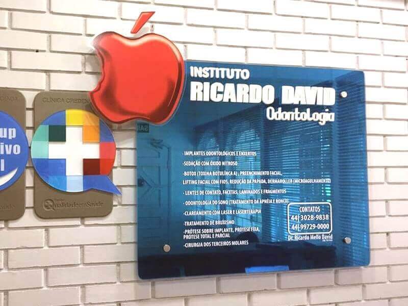 Placas Institucionais é na Digital Print Comunicação Visual